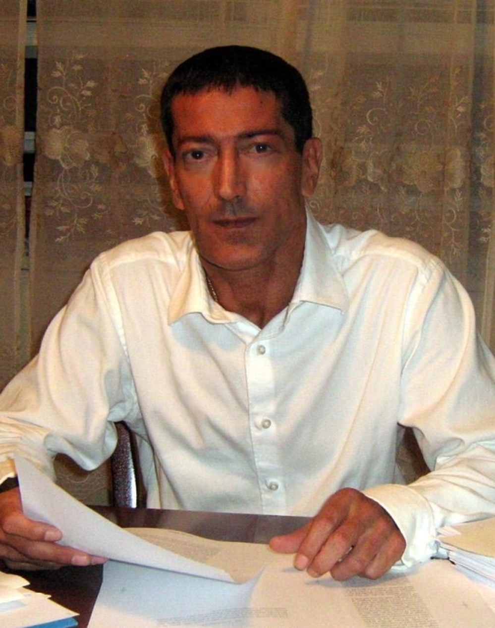 Author Kenneth Slawenski lives in New Jersey. He founded the website DeadCaulfields.com, and has been researching J.D. Salinger: A Life for the past eight years.