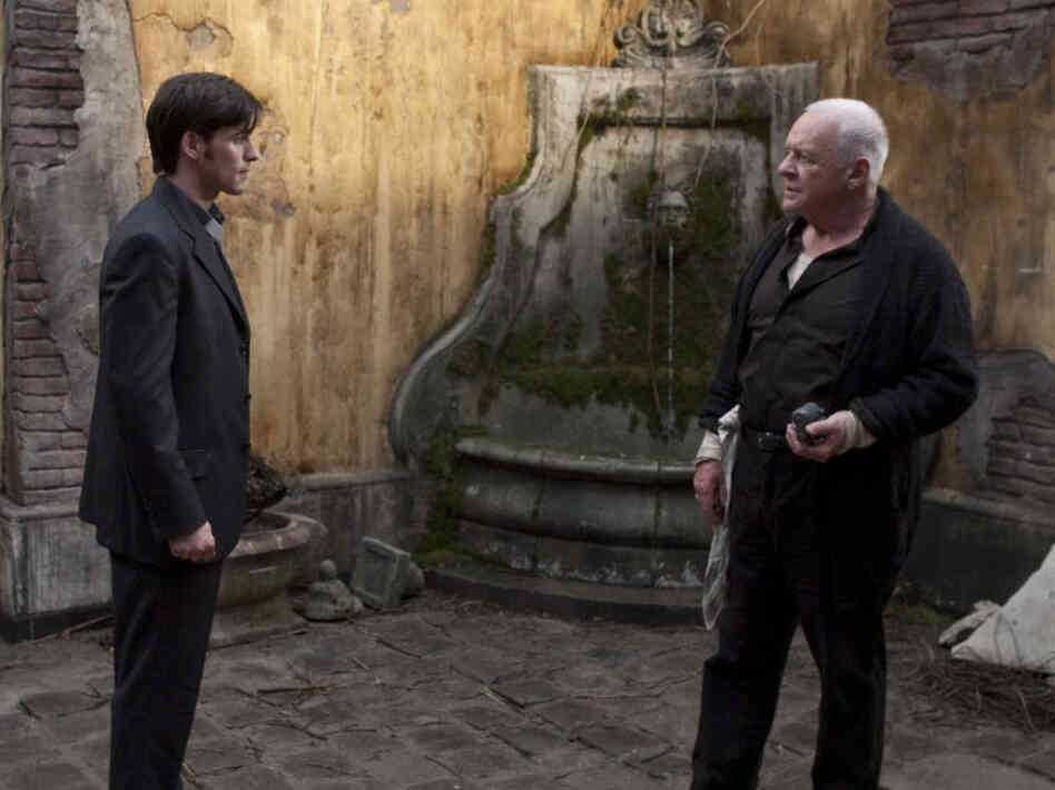 Colin O'Donoghue, Anthony Hopkins