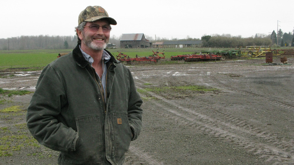 Farmer Tim Winn, who has a farm on the banks of the Willamette River, says government scientists have concluded that there is nothing dangerous about the "Roundup Ready" version of the sugar beet crop.