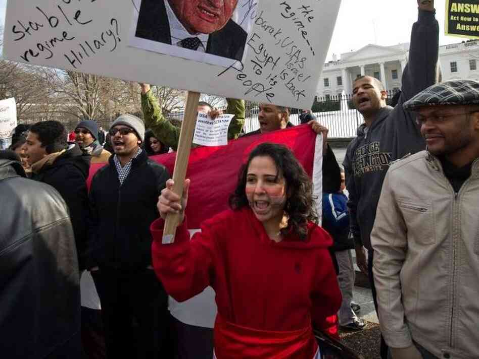 Americans demonstrate in support of the Egyptian people's protests against President Hosni Mubarak in front of the White House on Saturday.