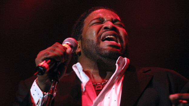 Gerald Levert performs at the 98.7 Kiss FM's R&B Jam 2001 at Madison Square Garden in New York City.