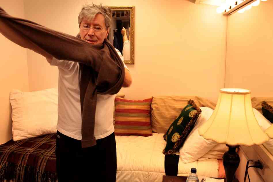 Ninety minutes before curtain, Brian Bedford arrives backstage to shed his street clothes and begin his transformation into Lady Bracknell, the imperious dowager in Oscar Wilde's The Importance of Being Earnest.