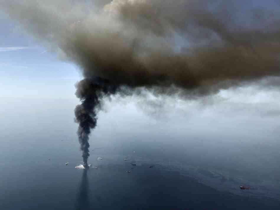 The Deepwater Horizon oil rig burns in the Gulf of Mexico. The Deepwater Horizon oil rig burns in the Gulf of Mexico.