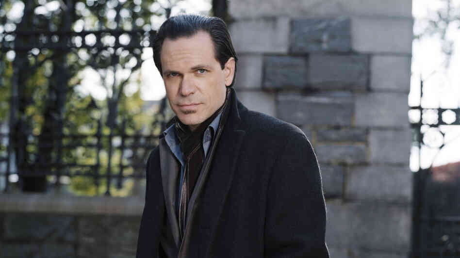 Kurt Elling discusses his five favorite jazz vocalists on World Cafe.