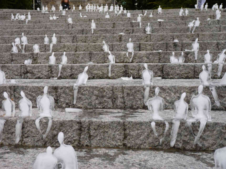 The most recent intervention at the Article Bienalle in Stavanger, Norway in 2010. 