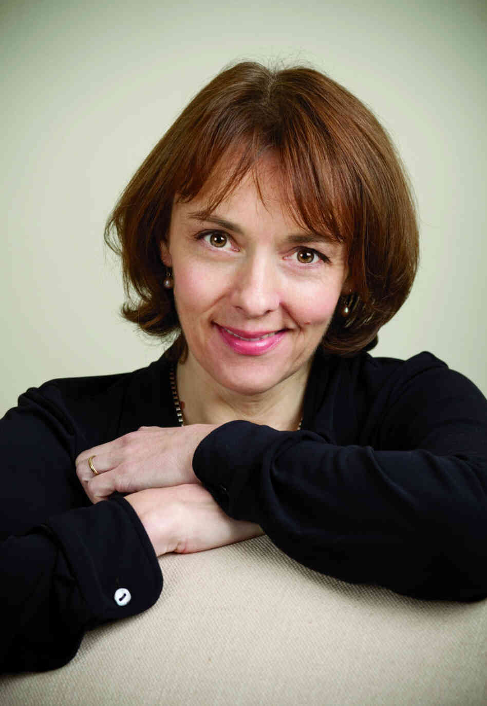 Lucy Kellaway is an associate editor for the Financial Times in London, and writes a column solving workplace-related issues titled 'Dear Lucy.' Lucy Kellaway is an associate editor for the Financial Times in London, and writes a column solving workplace-related issues titled 'Dear Lucy.'