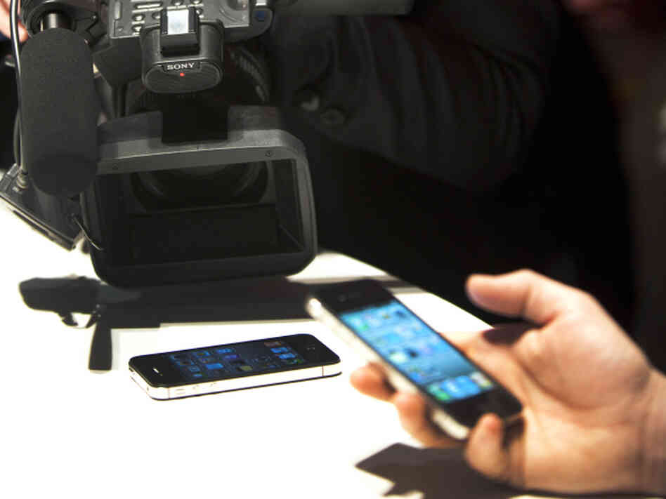 The Verizon iPhone 4 meets its public for the first time at a January media event in New York City. The Verizon iPhone 4 meets its public for the first time at a January media event in New York City.