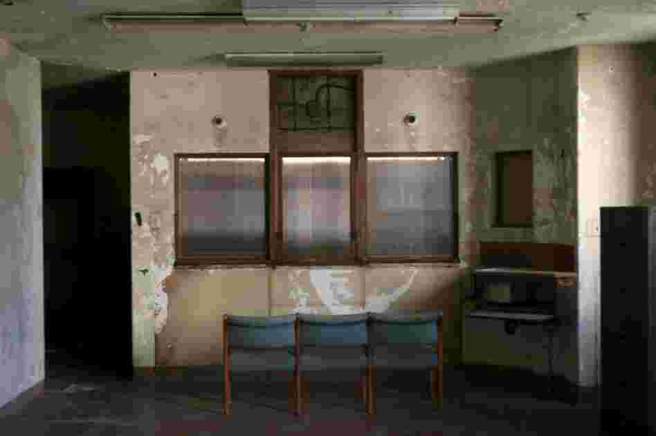 Thousands of films have been shot at Linda Vista, including Pearl Harbor, L.A. Confidential and Conspiracy Theory.  Dresser likes the spooky feel of the peeling walls.