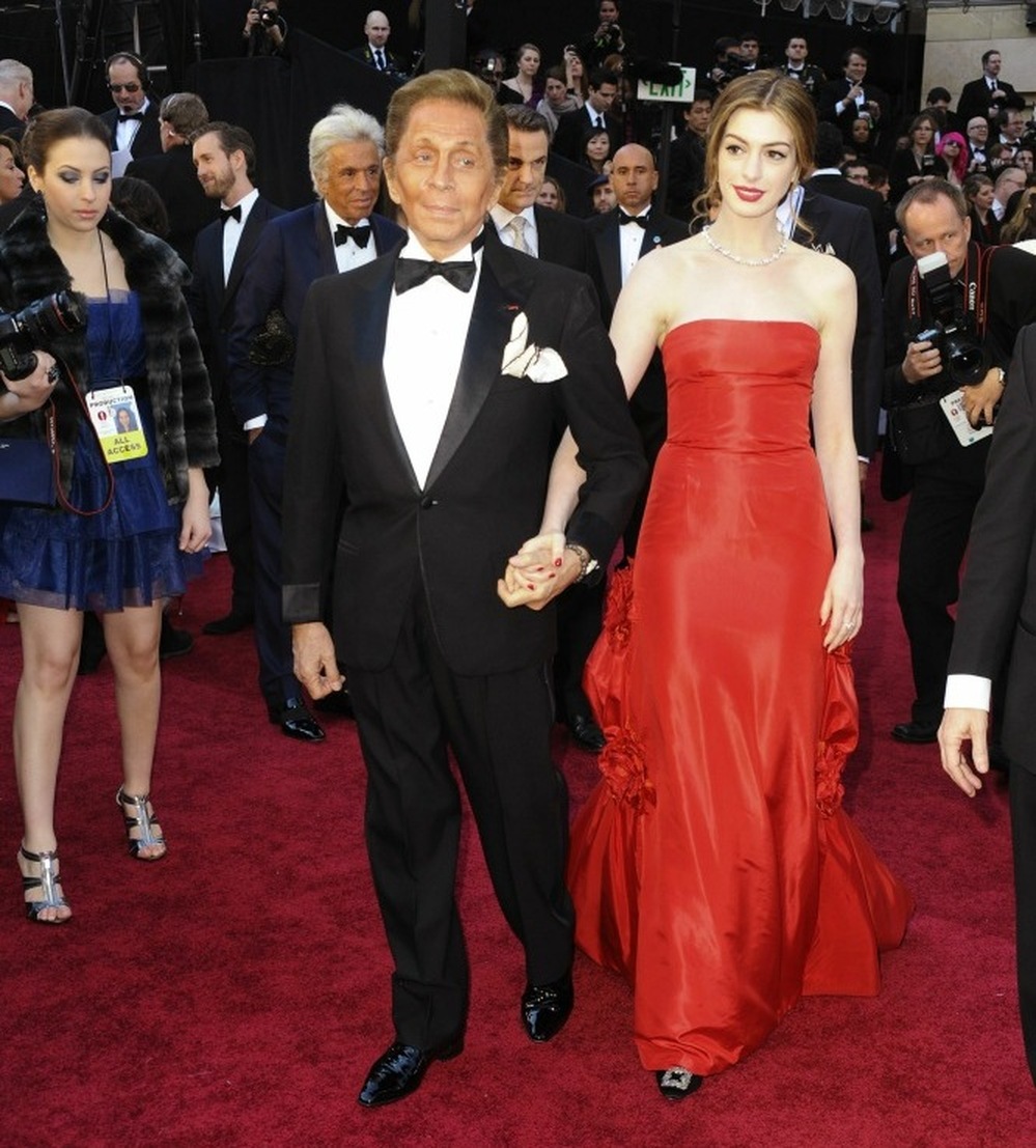 Valentino and Anne Hathaway.