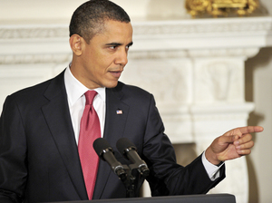 U.S. President Barack Obama hosts a meeting with a bipartisan group of governors in the White House Monday. U.S. President Barack Obama hosts a meeting with a bipartisan group of governors in the White House Monday.