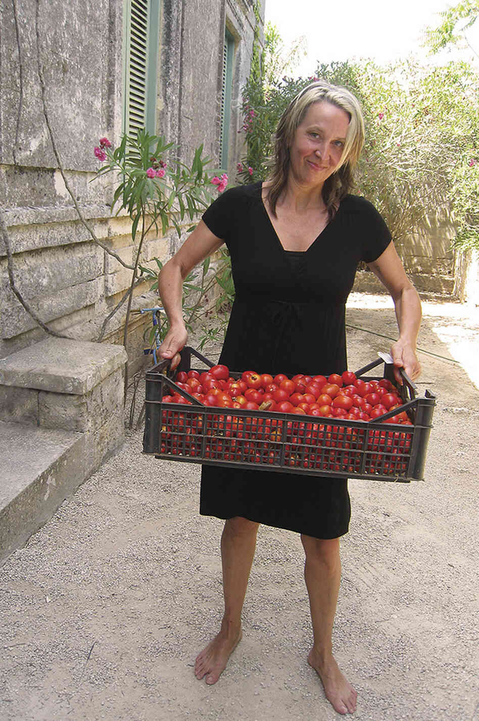 Gabrielle Hamilton opened Prune in New York City in 1999 after traveling through France, Italy and Greece. She has a master's in fine arts in fiction writing from the University of Michigan and was nominated for the James Beard Award for Best Chef of New York City in 2010. Gabrielle Hamilton opened Prune in New York City in 1999 after traveling through France, Italy and Greece. She has a master's in fine arts in fiction writing from the University of Michigan and was nominated for the James Beard Award for Best Chef of New York City in 2010.