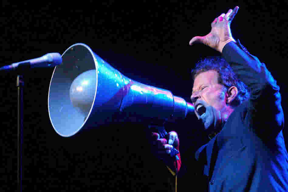 As Waits says, "Nothing beats the drama of a bullhorn." He often incorporates loud and enthralling elements into his live shows. 