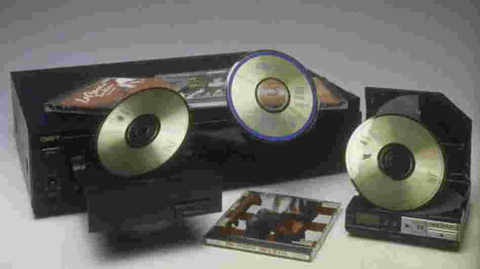 Before The Fall: CD players manufactured by Sony and by Nakamichi in 1985. Before The Fall: CD players manufactured by Sony and by Nakamichi in 1985.