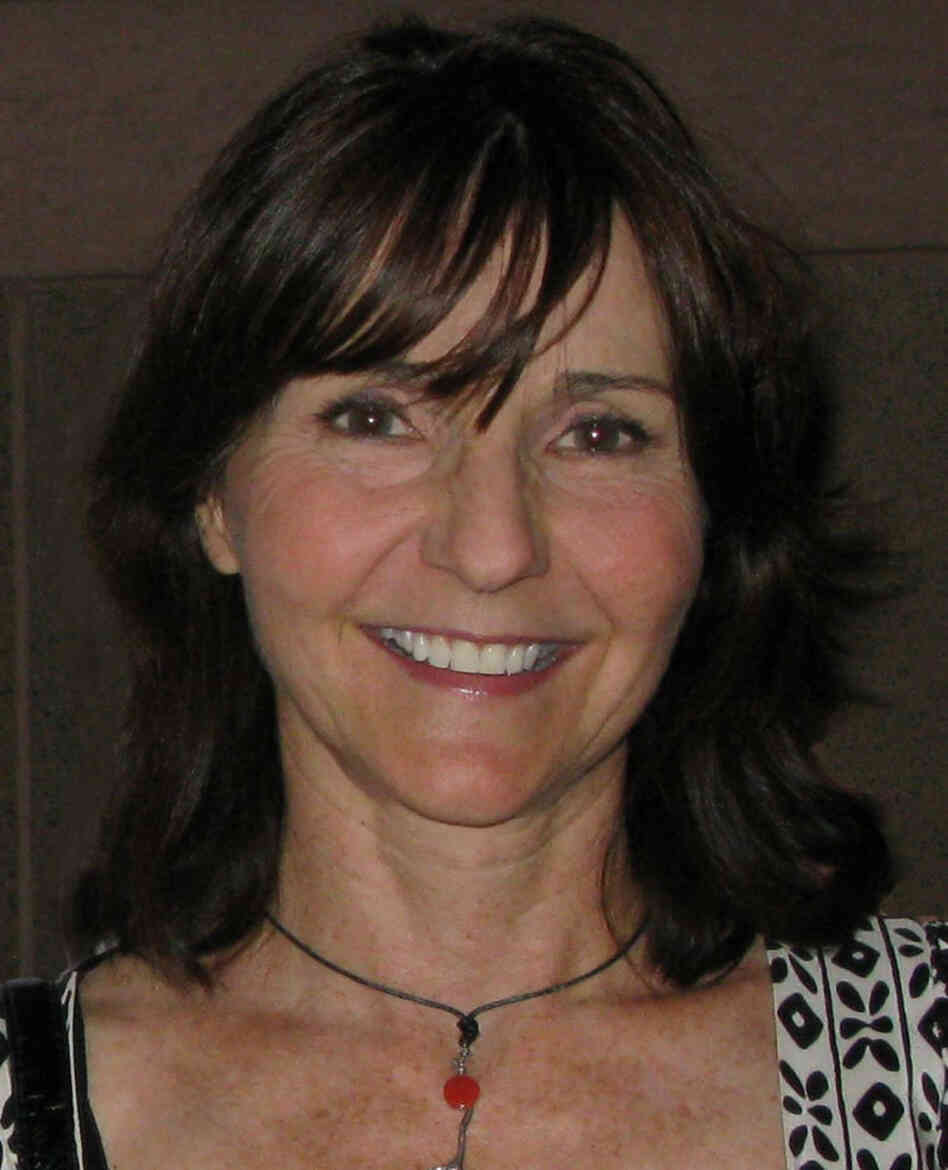 Georgia Bragg is the author of the middle-grade novel Matisse on the Loose. She lives in Los Angeles.