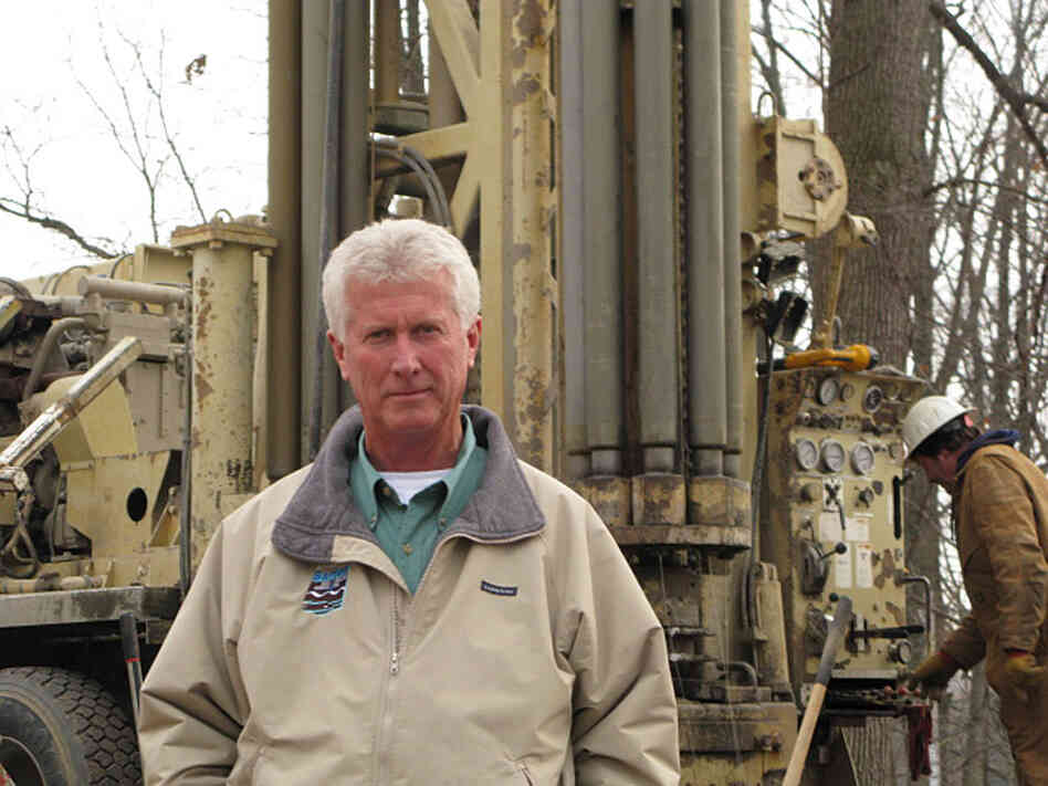 Mike Barlow has been installing geothermal systems for 20 years. But he says a 30 percent federal tax credit is increasing the popularity of the systems for families with modest houses. Mike Barlow has been installing geothermal systems for 20 years. But he says a 30 percent federal tax credit is increasing the popularity of the systems for families with modest houses.
