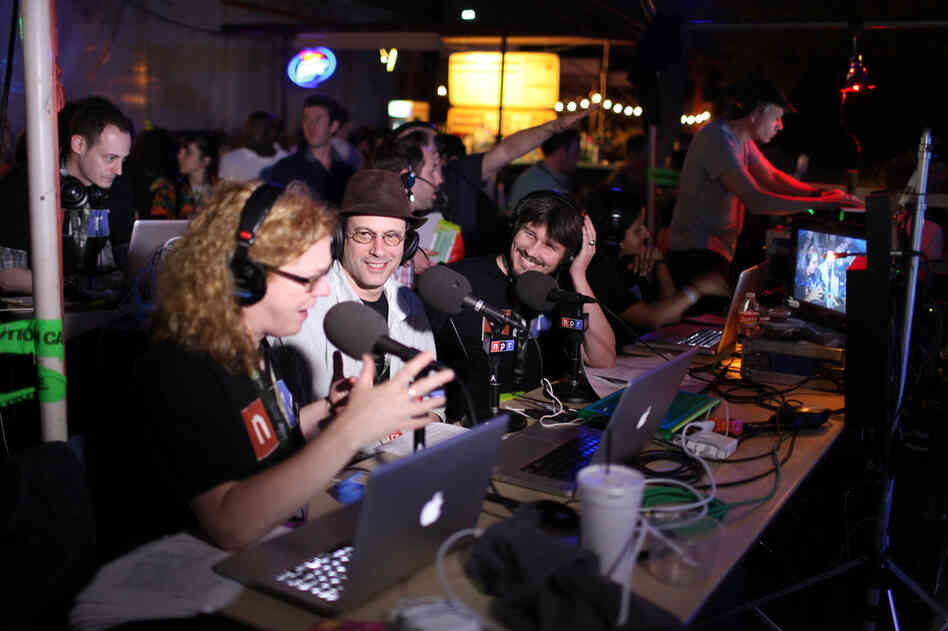 Our hosts, production and technical crew at Stubb's. 
