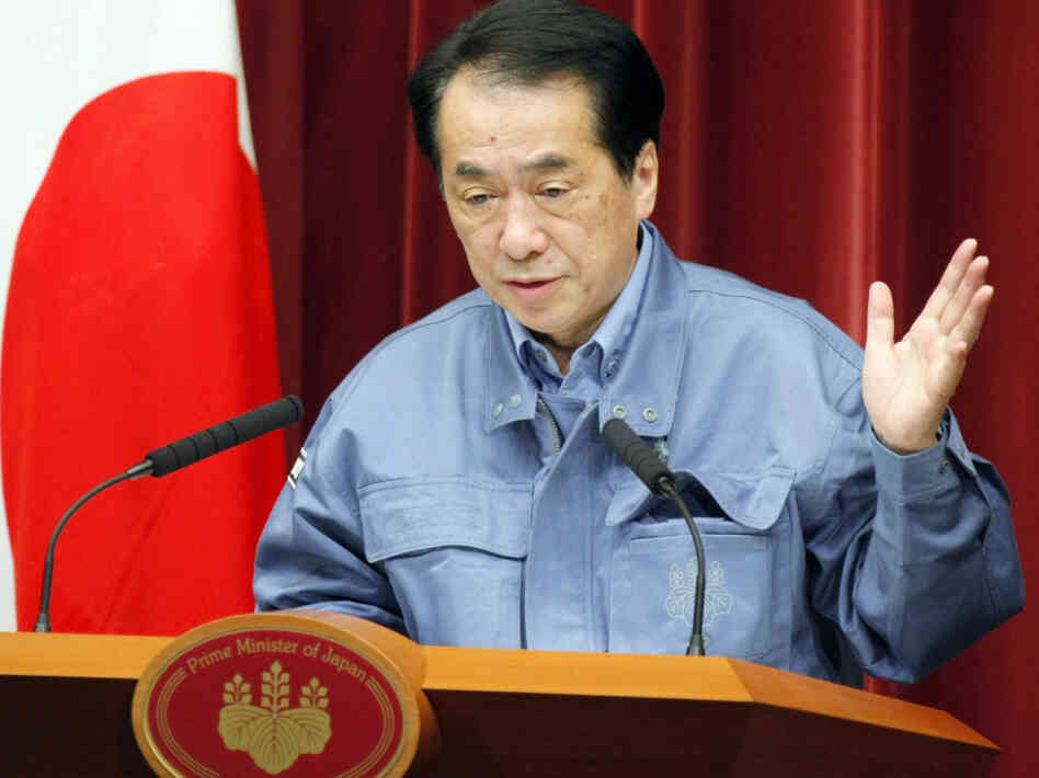 Japanese Prime Minister Naoto Kan speaks at a Tokyo news conference, March 15, 2011.