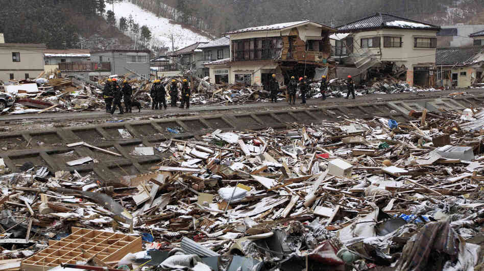 Members of a U.S. search and rescue team from Los Angeles County stand in snow Thursday while on a recovery operation in Kamaishi, Japan. Two search and rescue teams from the U.S. and a team from the U.K., with combined numbers of around 220 personnel, are helping in the aftermath of the earthquake and tsunami. Members of a U.S. search and rescue team from Los Angeles County stand in snow Thursday while on a recovery operation in Kamaishi, Japan. Two search and rescue teams from the U.S. and a team from the U.K., with combined numbers of around 220 personnel, are helping in the aftermath of the earthquake and tsunami.