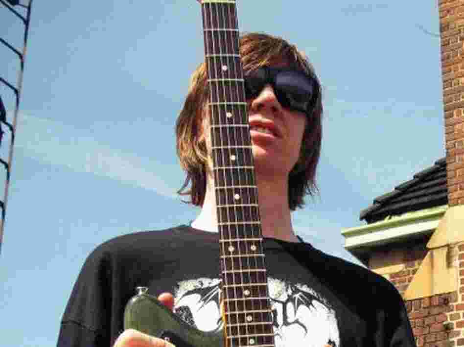 A glorious bit of Velvet Underground-esque balladry, Thurston Moore's "Benediction" unfolds like a graceful prayer. A glorious bit of Velvet Underground-esque balladry, Thurston Moore's "Benediction" unfolds like a graceful prayer.