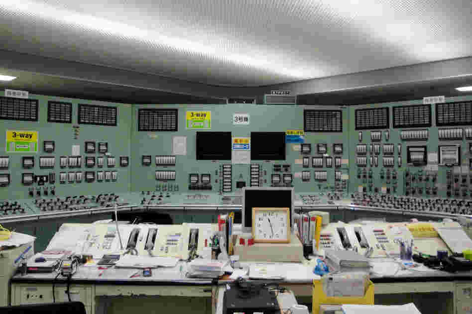 A photo released by Tokyo Electric Power Co. (TEPCO) shows the central control room of its Fukushima No.1 nuclear power plant at Okuma in Fukushima prefecture, after the lighting was recovered on Mar. 22. 