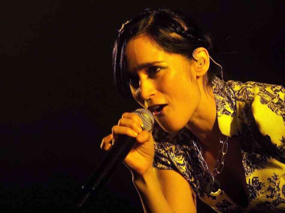 Julieta Venegas.
