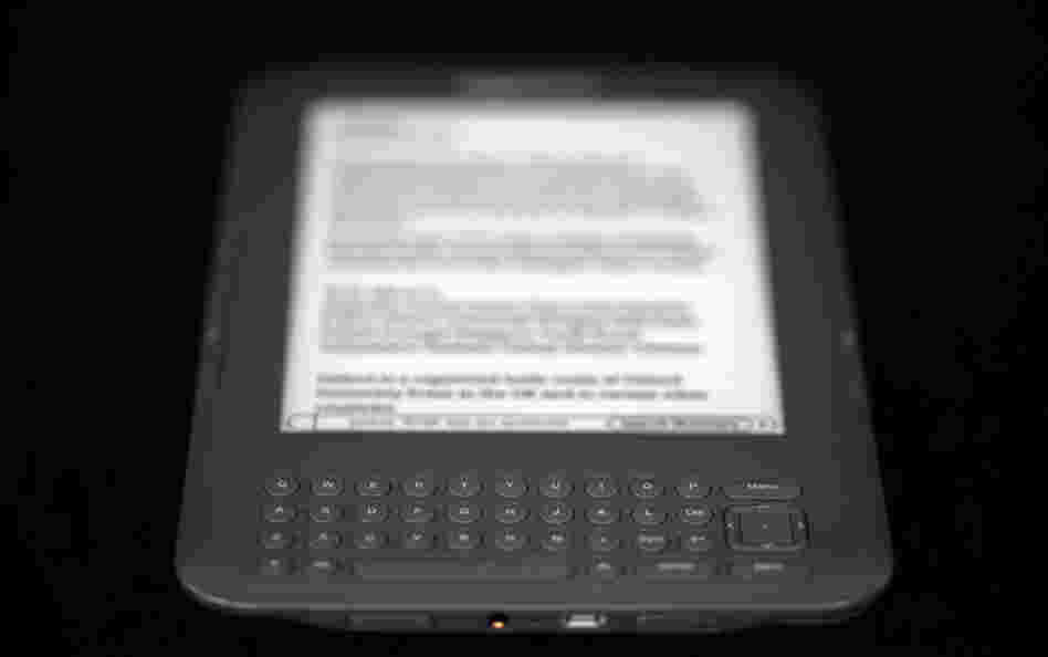 The Amazon Kindle 3G reader, or, alternatively, a tablet.