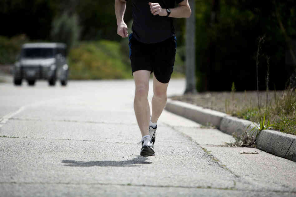Long-term studies show that running doesn't appear to damage knees. But researchers caution that if you've had knee surgery or if you're more than 20 pounds overweight, you shouldn't jump right into an intensive running routine.
