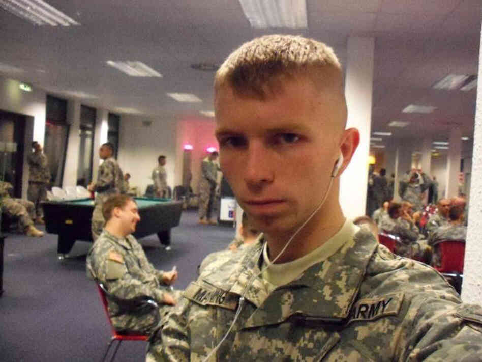 Before his arrest last year, Manning was reportedly involved in several altercations while serving in the Army.