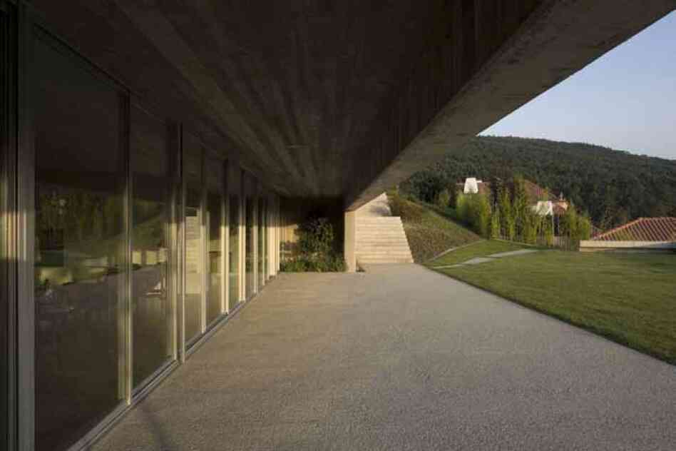 "Casa das Artes," S.E.C. Cultural Center, Porto