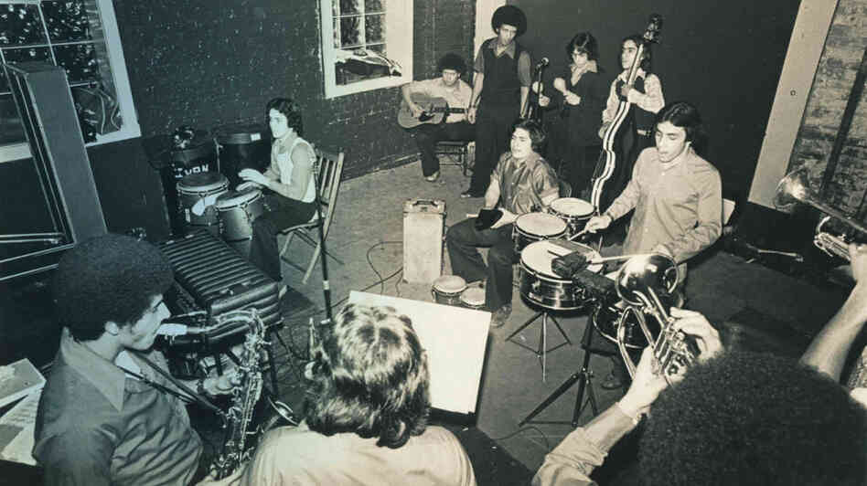 Chicago salsa band La Solucion performs in the '70s. Chicago salsa band La Solucion performs in the '70s.