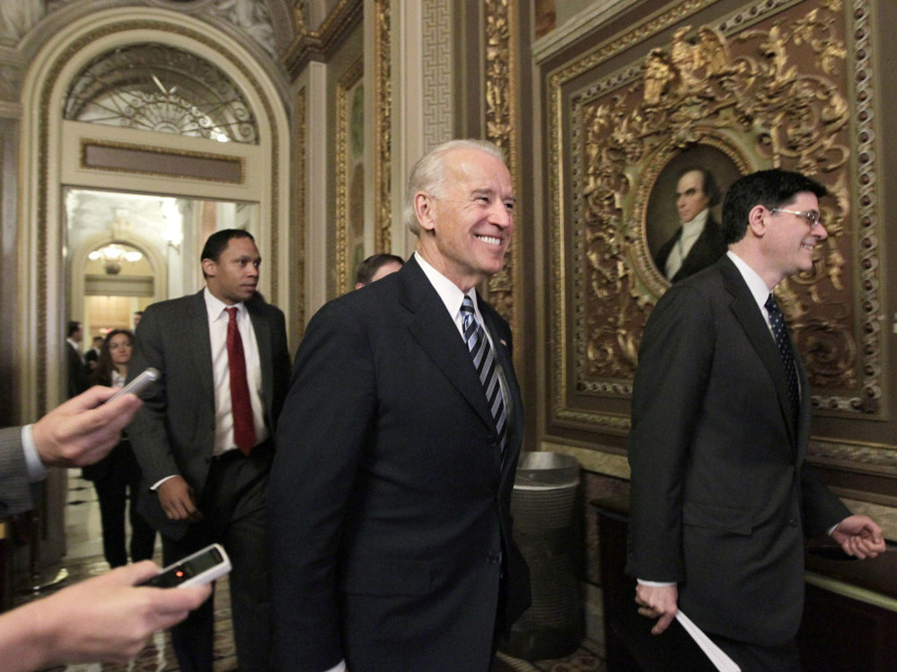 Vice President Biden arrives in the Capitol with Office of Management and Budget Director Jack Lew to meet with Senate leaders on the budget, March 30, 2011.