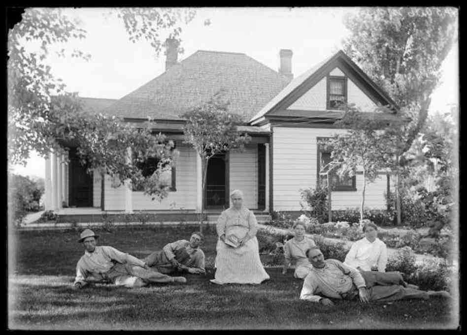 Mrs. Barney, Lake Shore, 1914