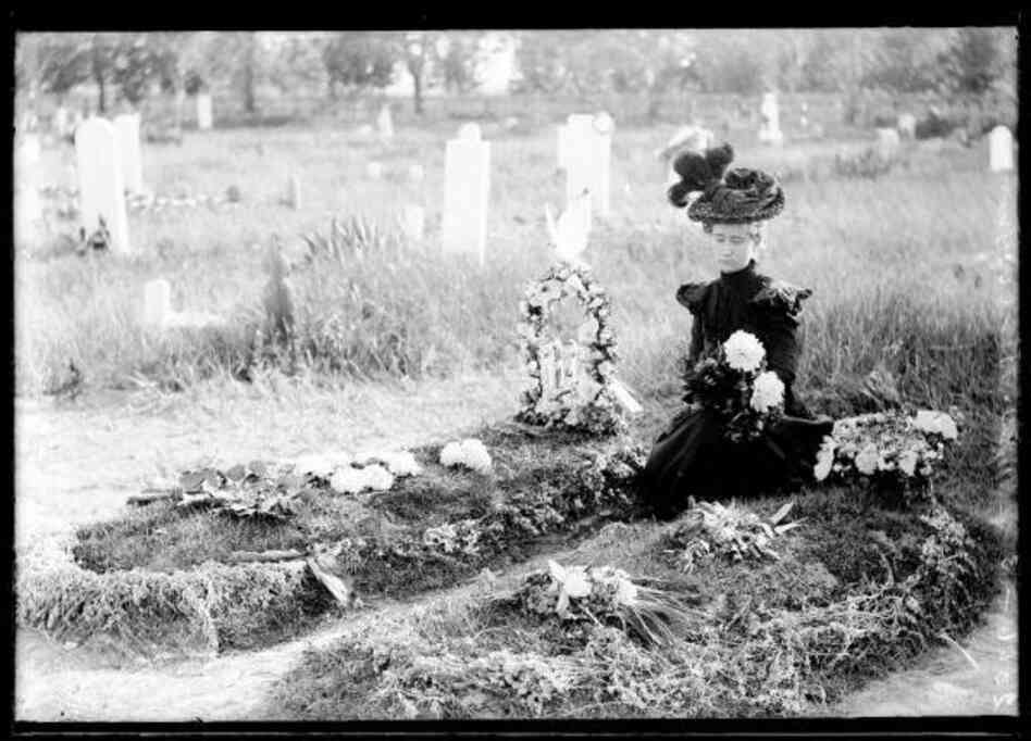 Christian Otteson, Huntington, 1898