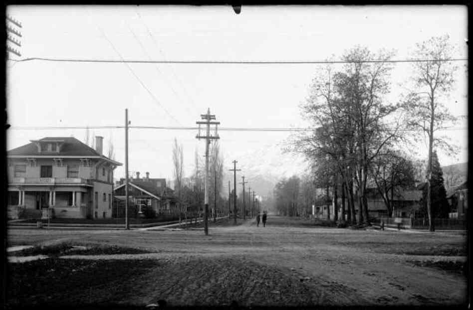 300 East Provo, looking north, Belmont home