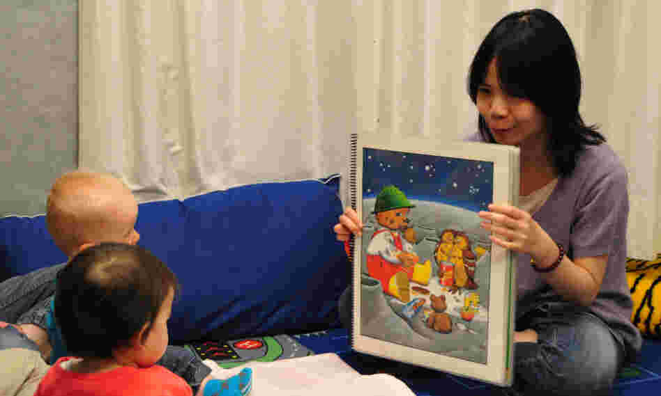 At the Institute for Learning and Brain Sciences at the University of Washington, 9-month-olds listen to Mandarin Chinese in play sessions with native speakers of Mandarin. On this week's podcast, we'll hear how some psychologists say being bilingual may actually be good for children's cognitive development. At the Institute for Learning and Brain Sciences at the University of Washington, 9-month-olds listen to Mandarin Chinese in play sessions with native speakers of Mandarin. On this week's podcast, we'll hear how some psychologists say being bilingual may actually be good for children's cognitive development.