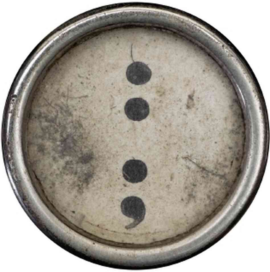 typewriter key typewriter key