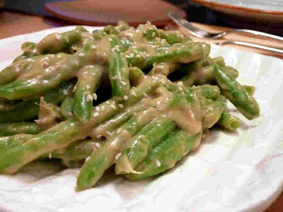 Green Beans With Creamy Sesame-Miso Sauce