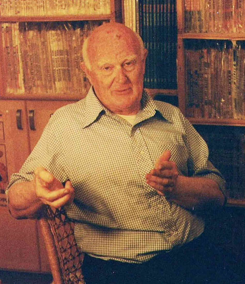 Comics Archivist Bill Blackbeard, 1926-2011