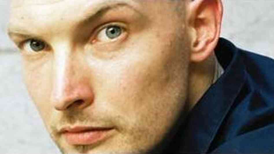 Thomas Pletzinger is an up and coming author from Berlin. Thomas Pletzinger is an up and coming author from Berlin.