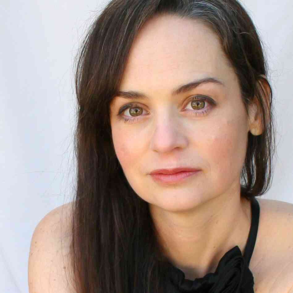 Julianna Baggott is the author of the forthcoming trilogy  Pure.