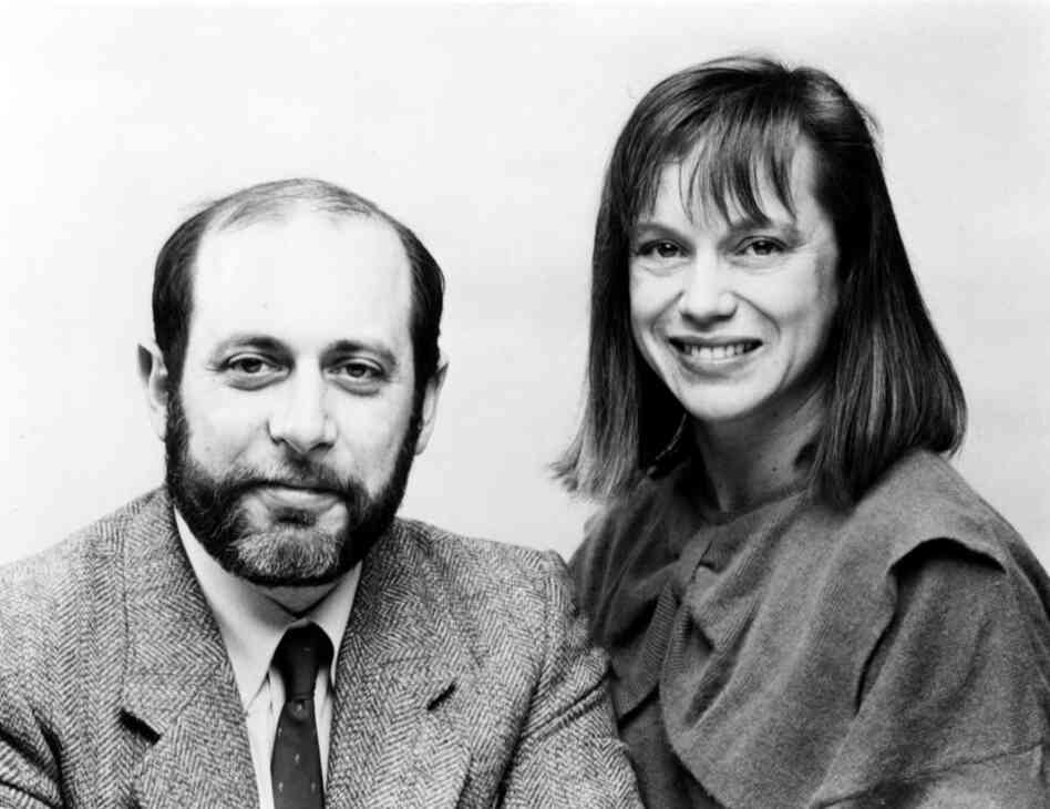 Robert Siegel and Renee Montagne worked together as ATC hosts from 1987-1989.