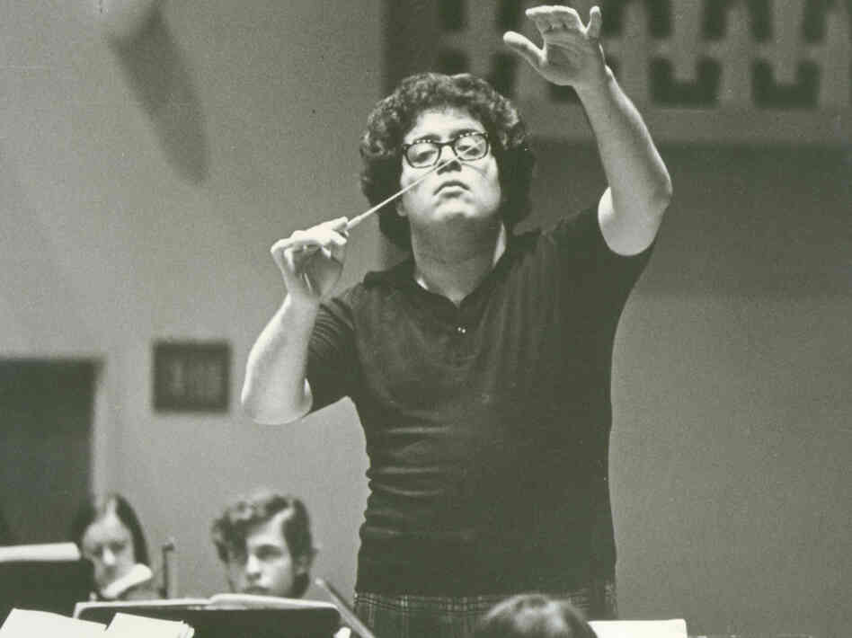 James Levine conducts during a rehearsal before his debut with the Metropolitan Opera on June 5, 1971.
