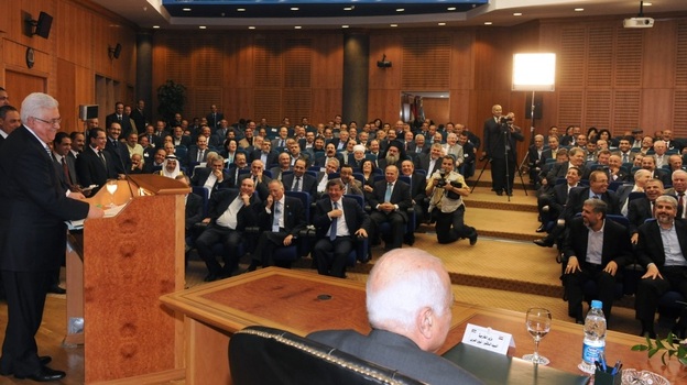 Palestinian Authority head Mahmoud Abbas delivers a speech in Cairo on May 4, 2011 during a Palestinian unity ceremony.