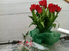 Flowers and cards left for his wife and daughters by Endeavour commander Mark Kelley. Flowers and cards left for his wife and daughters by Endeavour commander Mark Kelley.