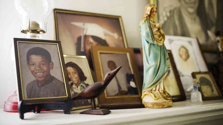 At left, a school portrait of Robert Dixon Jr., on the mantle of his father's home in Stockton, Calif. Though friends and family swear he is a reformed man, Dixon is unlikely to win parole because a test has determined he is a psychopath. At left, a school portrait of Robert Dixon Jr., on the mantle of his father's home in Stockton, Calif. Though friends and family swear he is a reformed man, Dixon is unlikely to win parole because a test has determined he is a psychopath.