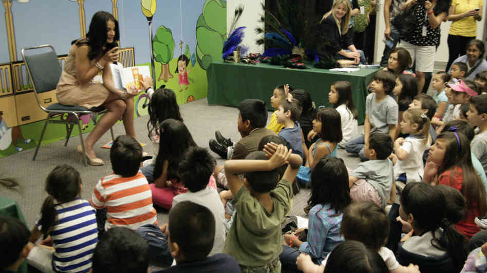 Puerto Rican actress and former Miss Universe Dayanara Torres attended the LeaLA conference to promote Spanish-language children's books. Torres has also authored several books of her own. Puerto Rican actress and former Miss Universe Dayanara Torres attended the LeaLA conference to promote Spanish-language children's books. Torres has also authored several books of her own.