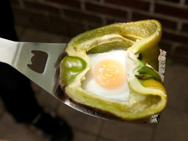 Yes, you can barbecue an egg.