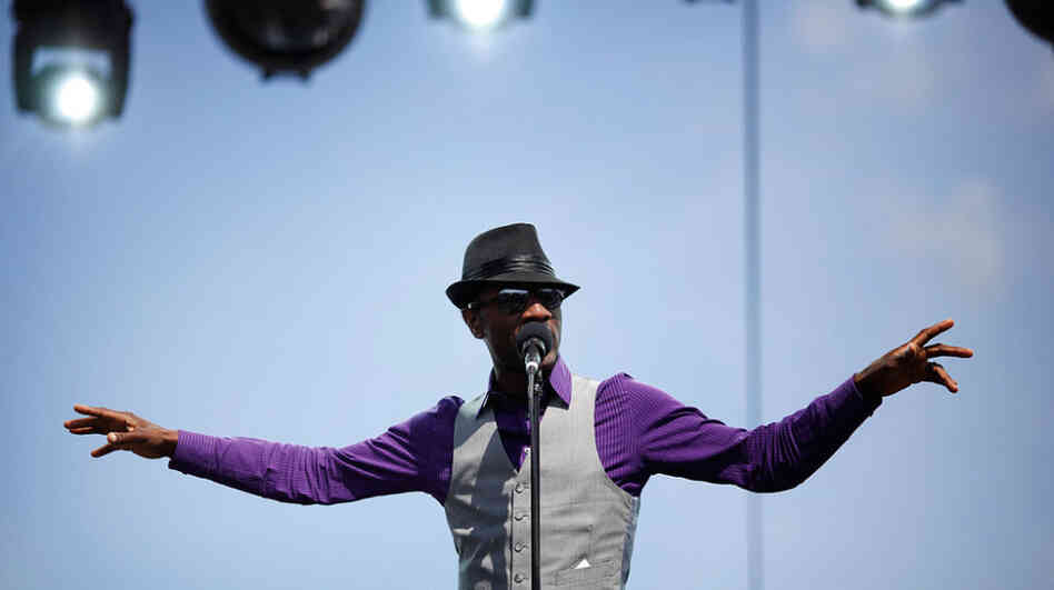 Aloe Blacc performs at the 2011 Sasquatch Music Festival. Aloe Blacc performs at the 2011 Sasquatch Music Festival.