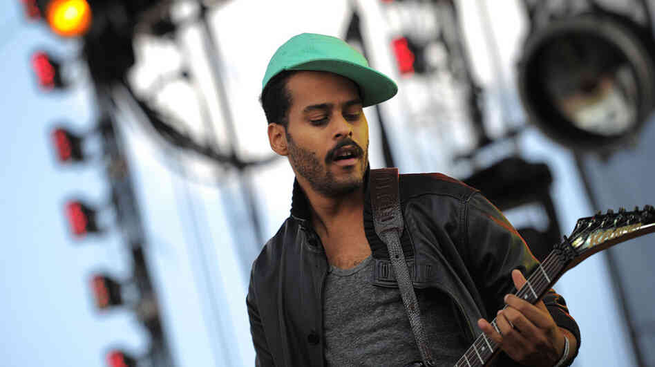 Twin Shadow perform at the 2011 Sasquatch Music Festival. Twin Shadow perform at the 2011 Sasquatch Music Festival.