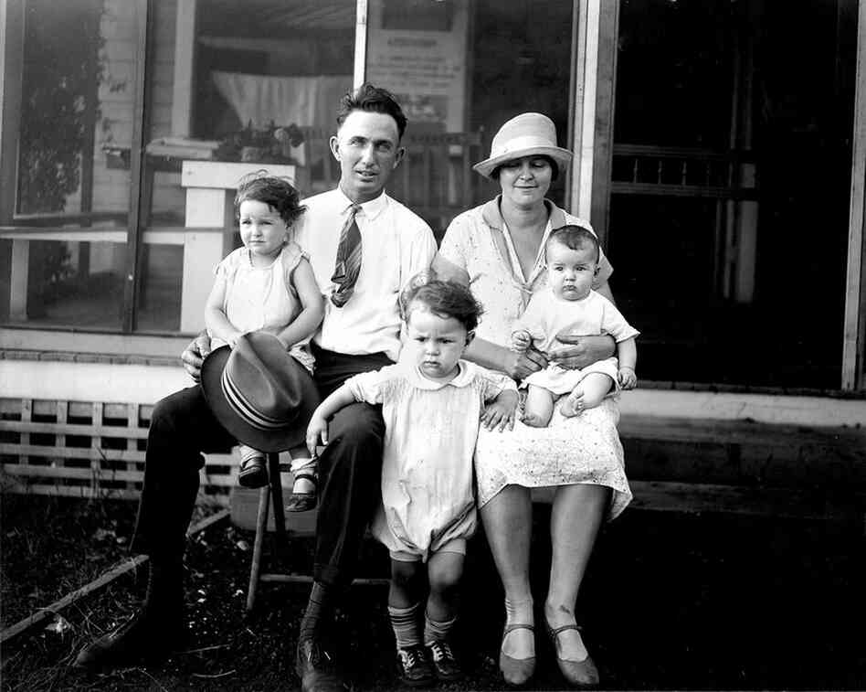 The winners of the "medium family class" of a "fitter families contest" pose at the 1927 Kansas Free Fair. The American Eugenics Society was founded as a direct result of the Second International Conference on Eugenics, held in New York in 1921.